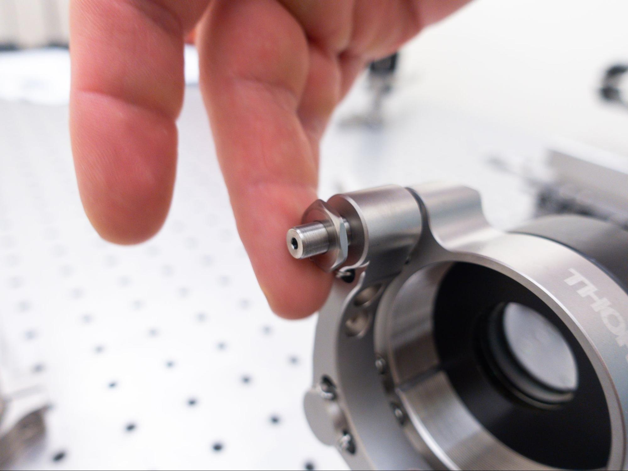 Adding locking nuts to a Polaris mount
